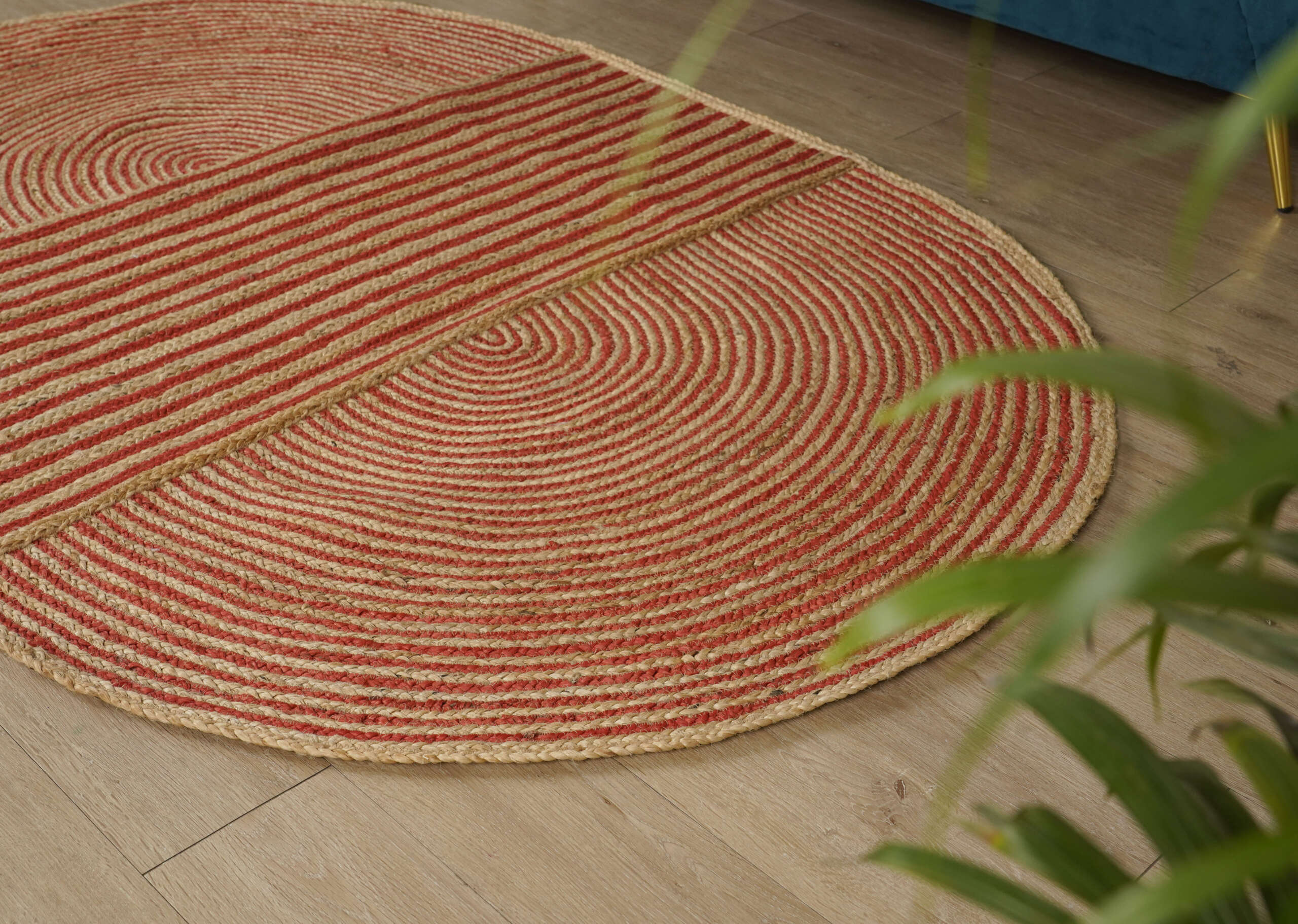 Rustic Round Jute Braided Rug Earth Tone Finish